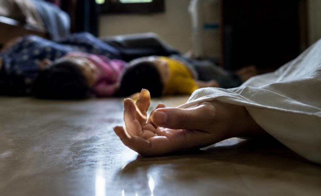Pune: Mother, Teenage Daughter and 10-Year-Old Son Found Dead in Tathawade; Suicide Suspected