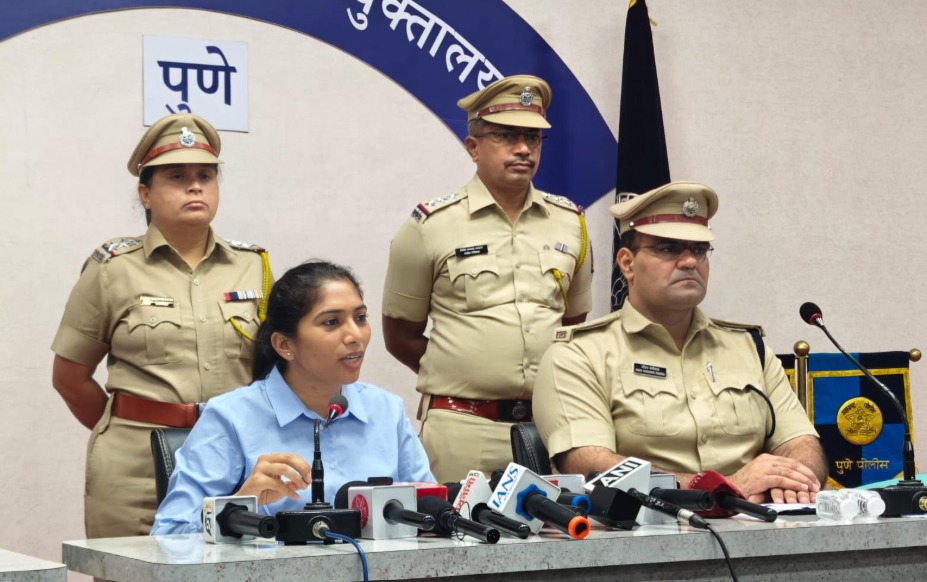 Pune Police Crack Online Gaming Scam, Raid Two Call Centres in Hadapsar And Phursungi; Over 400 Victims Targeted Daily