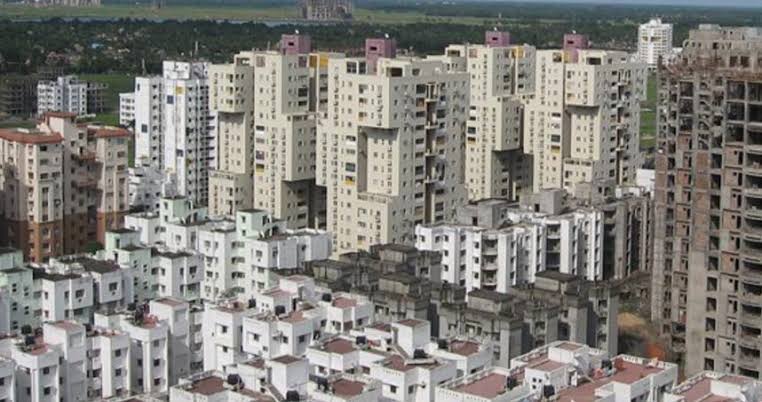 Pune's Future Is Looking Up: Why Vertical Growth Is Becoming a Necessity, Not a Choice