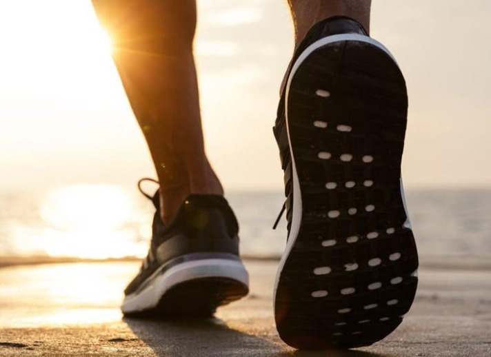 Walking Every Day: Benefits, Weight Loss and the Right Distance to Cover