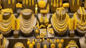 Planning to Buy Gold? Prices Suddenly Crash, Silver Takes a Massive Hit Too