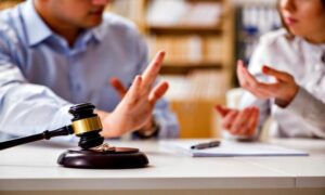 Pune Divorce Case Triggers Debate: Woman Earning ₹1.41 Lakh Monthly Reportedly Awarded ₹1.35 Lakh Maintenance