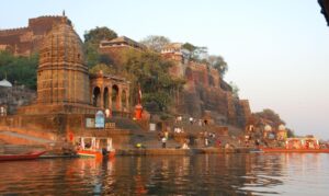 Can Devotees Get ‘VIP Darshan’ at Omkareshwar Temple by Donating Blood? Here’s What We Know