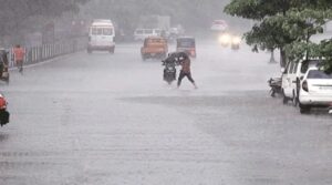 Pune Weather Update: IMD Issues Four-Day Alert For Rain And Thunderstorms, Temperatures Set To Drop 