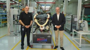 Pune: Force Motors Marks Production Of 200,000th Mercedes-Benz Engine At Chakan Facility  