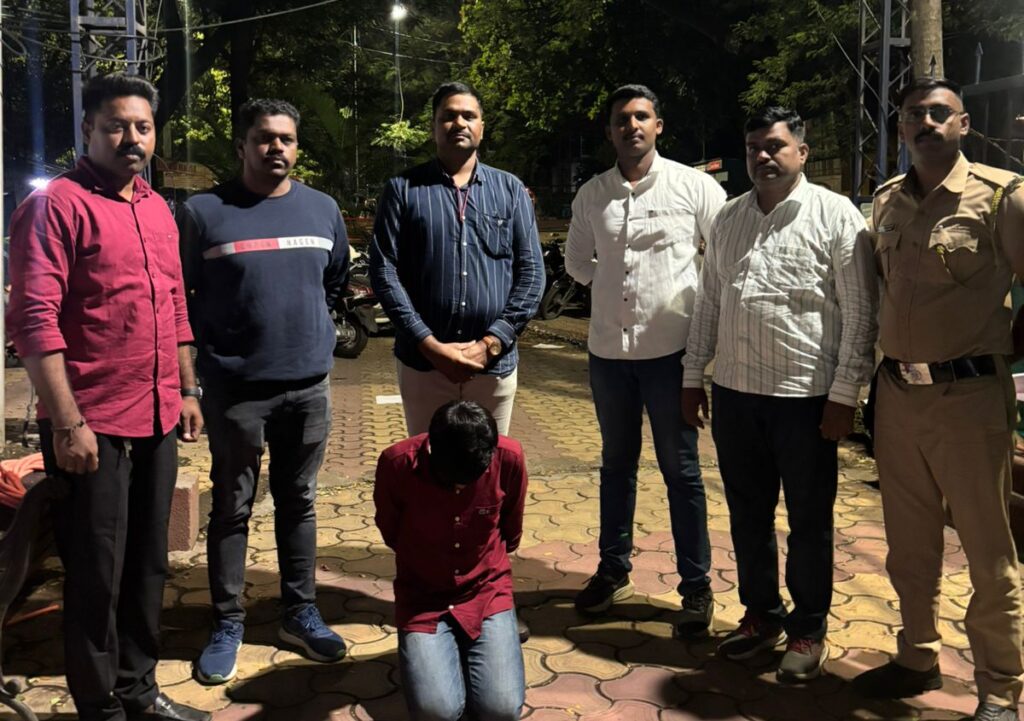 Pune: Wanowrie Police Catch Mobile Theft Gang Red-Handed During Palkhi Procession, Recover Stolen iPhone