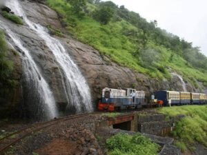 Pune to Matheran: Complete Monsoon Travel Guide, Best Attractions & How to Reach
