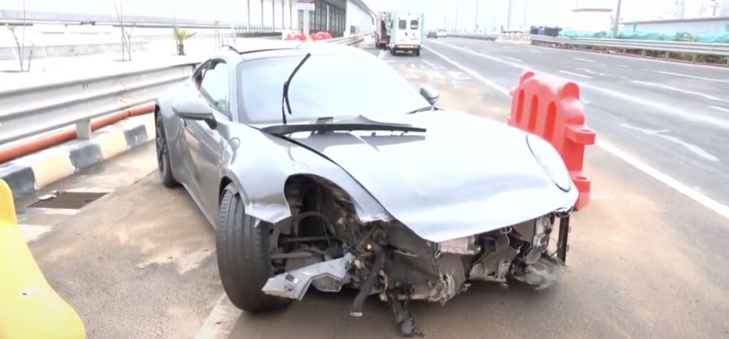 Mumbai Porsche Crash: Driver Survives High-Speed Coastal Road Accident After Airbags Deploy