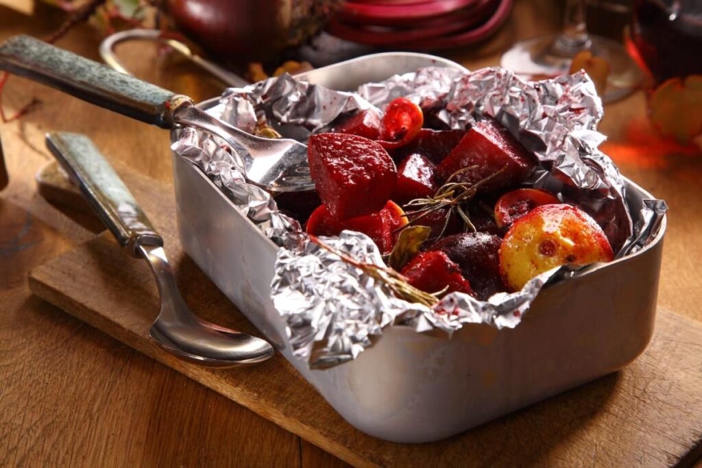 Think Twice Before Cooking Acidic Foods in Aluminum Foil: Here's Why Experts Advise Caution