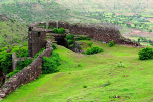 10 Forts Within 70 km of Pune: A Monsoon Trekker's Complete Guide