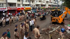 Pune: Illegal Hotel Linked To Wanted MCOCA Accused Demolished Near Sinhgad Campus By Bharati Vidyapeeth Police 