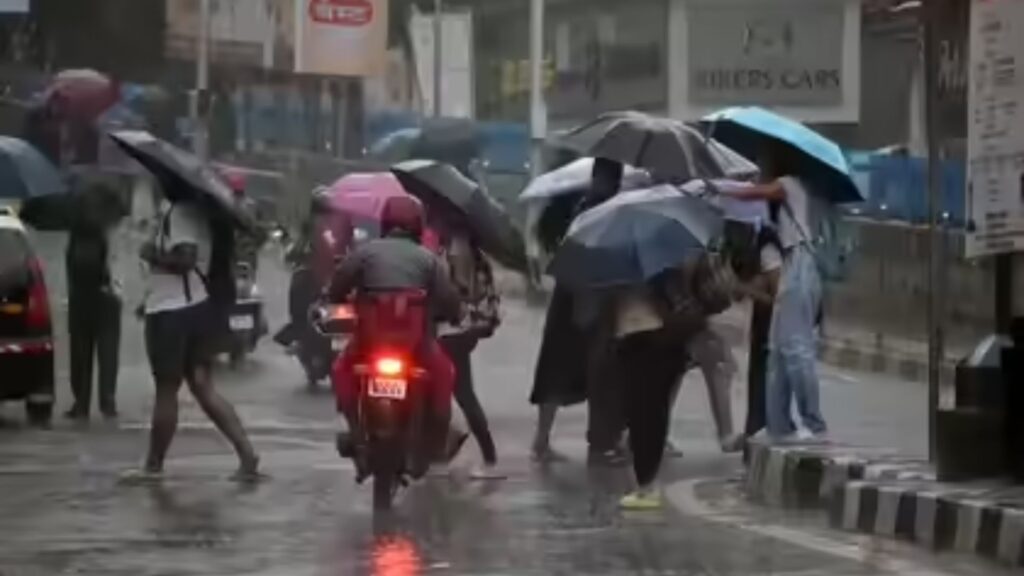 Pune Weather Update: Keep Your Umbrella Handy! IMD Forecasts Light Rain in Pune Over the Next 48 Hours