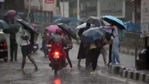 Pune Weather Update: Keep Your Umbrella Handy! IMD Forecasts Light Rain in Pune Over the Next 48 Hours